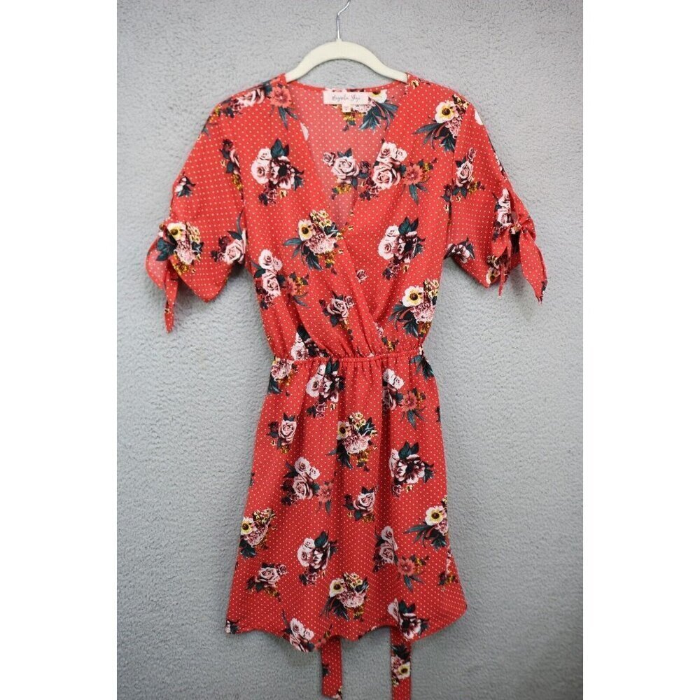 Magnolia Skye Short Tie Sleeves V-Neck Dress-Size Medium-Polka‎ Dots-Cottagecore